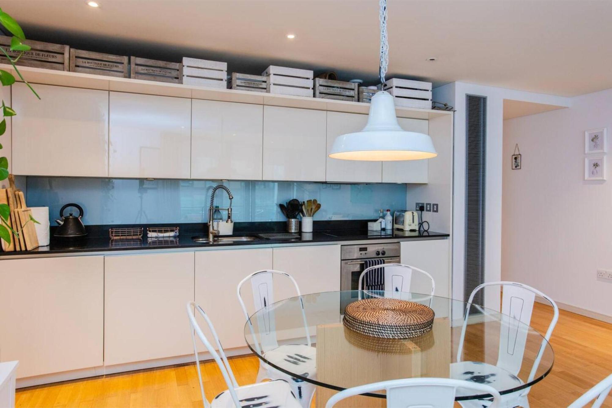 Modern 3 Bedroom Apartment In Paddington London Eksteriør billede