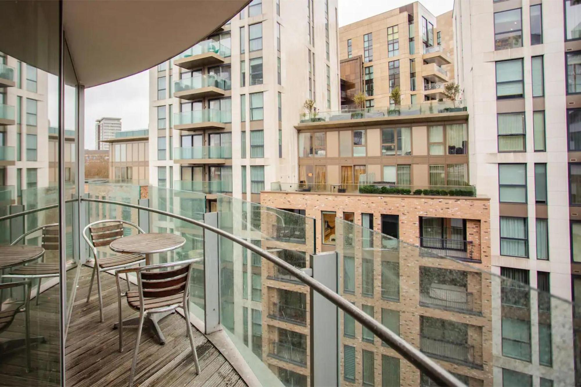 Modern 3 Bedroom Apartment In Paddington London Eksteriør billede