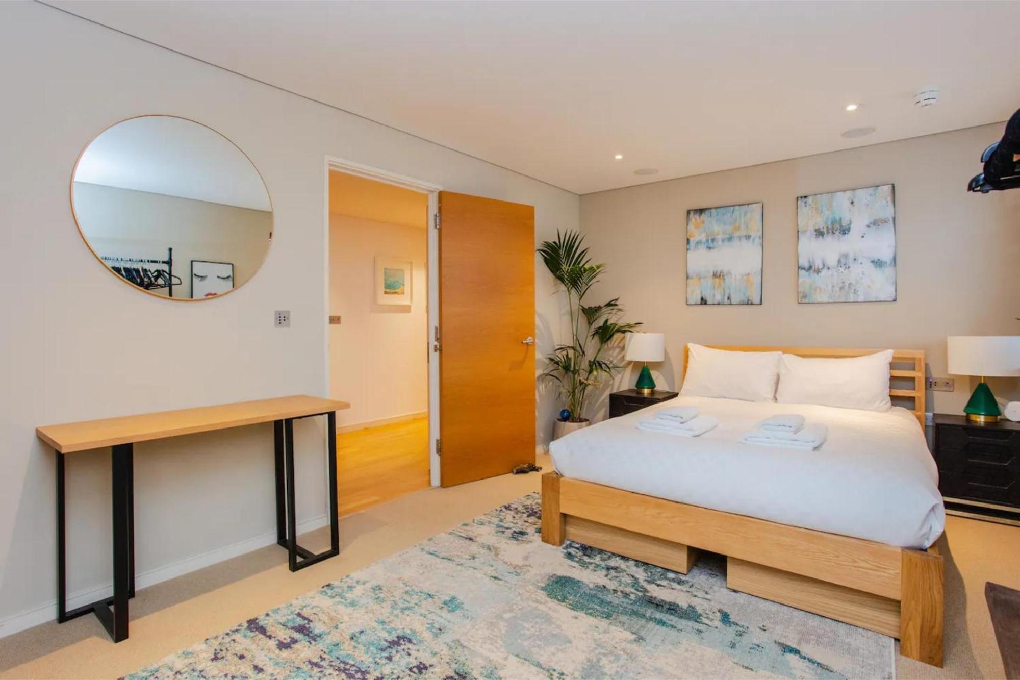 Modern 3 Bedroom Apartment In Paddington London Eksteriør billede